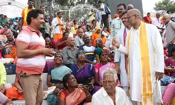 Garuda Seva: గరుడసేవ ఏర్పాట్లను పరిశీలించిన టీటీడీ ఈవో, అదనపు ఈవో