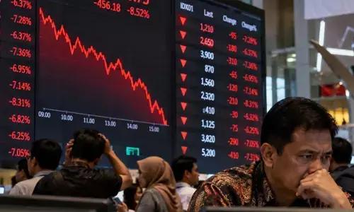 Stock Market Crash: ఇండోనేషియా స్టాక్ మార్కెట్ క్రాష్..1998 తర్వాత అతిపెద్ద పతనం Stock Market Crash: ఇండోనేషియా స్టాక్ మార్కెట్ క్రాష్..1998 తర్వాత అతిపెద్ద పతనం