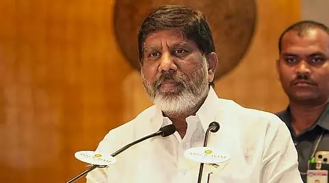 Deputy CM Bhatti Vikramarka: విద్యుత్, నీటిని పొదుపుగా వాడాలని డిప్యూటీ సీఎం భట్టి విక్రమార్క పిలుపు Deputy CM Bhatti Vikramarka: విద్యుత్, నీటిని పొదుపుగా వాడాలని డిప్యూటీ సీఎం భట్టి విక్రమార్క పిలుపు