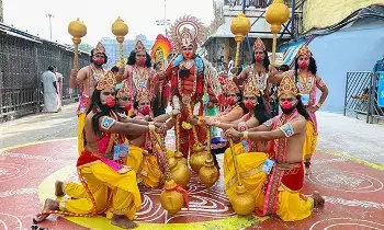 Hanumantha Vahana Seva: హనుమంత వాహనసేవలో కళా వైభవం.. భక్తిభావంతో అలరించిన కళాకారులు