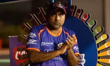 Mahela Jayawardene: ముంబై ఇండియన్స్ హెడ్ కోచ్ పదవి నుంచి మహేల జయవర్ధనే తప్పుకున్నాడు