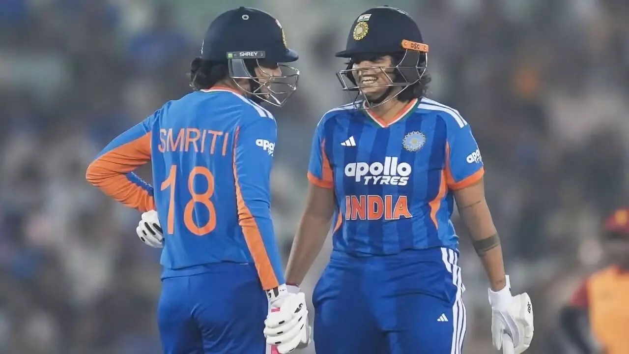 Team India Women: రాయ్పూర్లో టీమిండియా ఉమెన్స్ వీరవిహారం.. జింబాబ్వేపై 53 బంతుల్లోనే చారిత్రక విజయం.. Team India Women: రాయ్పూర్లో టీమిండియా ఉమెన్స్ వీరవిహారం.. జింబాబ్వేపై 53 బంతుల్లోనే చారిత్రక విజయం..