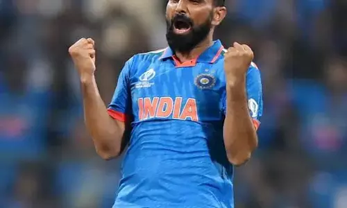 Mohammed Shami: మహ్మద్ షమీ ఎంపికపై మాజీ క్రికెటర్ అసంతృప్తి.. సెలెక్టర్లను ప్రశ్నించిన కైఫ్ Mohammed Shami: మహ్మద్ షమీ ఎంపికపై మాజీ క్రికెటర్ అసంతృప్తి.. సెలెక్టర్లను ప్రశ్నించిన కైఫ్
