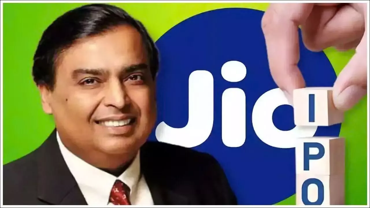 Reliance: టాటా గ్రూప్ రికార్డు బ్రేక్ చేయనున్న రిలయన్స్.. భారత్లో నంబర్ వన్గా అంబానీ గ్రూప్ Reliance: టాటా గ్రూప్ రికార్డు బ్రేక్ చేయనున్న రిలయన్స్.. భారత్లో నంబర్ వన్గా అంబానీ గ్రూప్