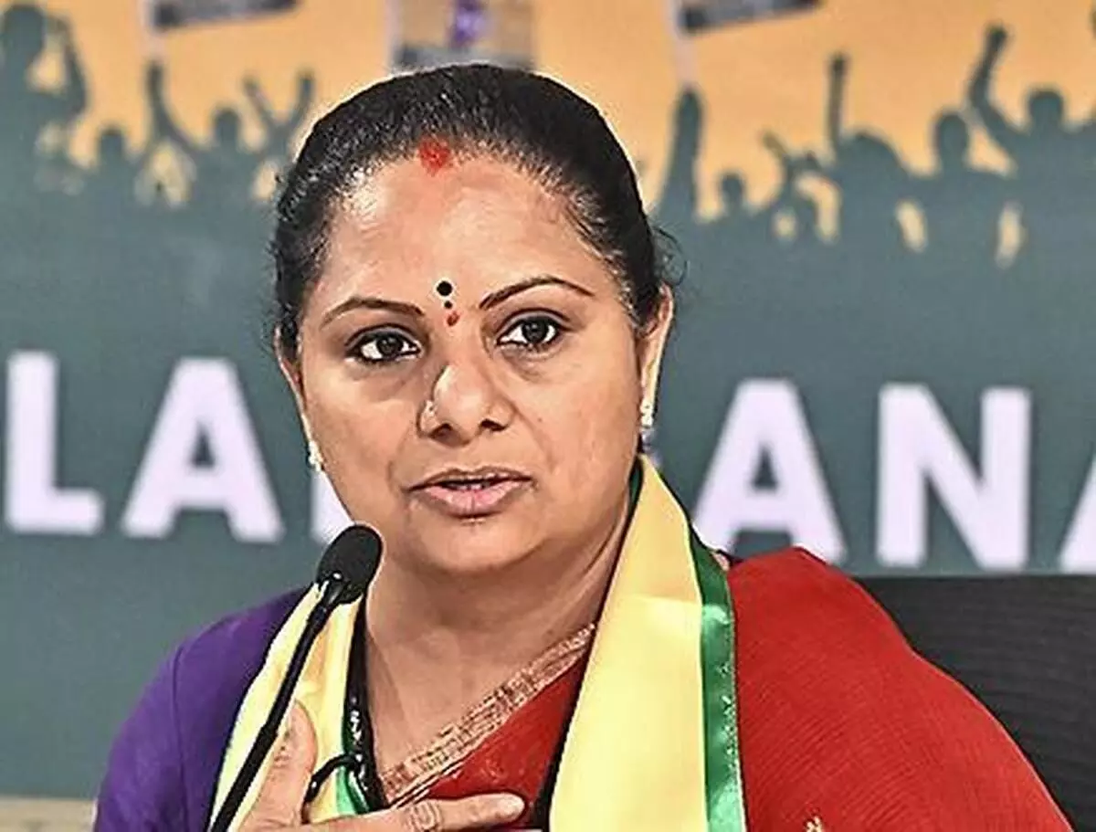 Kavitha: కవిత ఫైర్.. రైతుల కష్టాలను కాంగ్రెస్ ప్రభుత్వం పట్టించుకోవడం లేదు Kavitha: కవిత ఫైర్.. రైతుల కష్టాలను కాంగ్రెస్ ప్రభుత్వం పట్టించుకోవడం లేదు