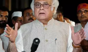 Congress: ‘ఓటు చోరీ’ నుంచి కూలీల హక్కుల చోరీ వరకు.. కేంద్రంపై కాంగ్రెస్‌ విమర్శలు