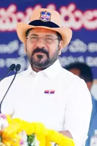 CM Revanth Reddy: అమరవీరుల కుటుంబాల సంక్షేమానికే ప్రాధాన్యం.. పోలీసు సంస్మరణ దినోత్సవంలో సీఎం రేవంత్‌ ప్రకటన
