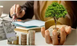 Financial Planning: స్టాక్ మార్కెట్ భయం వద్దు.. రూ.10 లక్షల పెట్టుబడికి పర్ఫెక్ట్ ఇన్వెస్ట్మెంట్ ప్లాన్ Financial Planning: స్టాక్ మార్కెట్ భయం వద్దు.. రూ.10 లక్షల పెట్టుబడికి పర్ఫెక్ట్ ఇన్వెస్ట్మెంట్ ప్లాన్