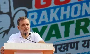 Rahul Gandhi: ఎప్‌స్టీన్-పూరి ఫోటో విడుదల సమయంపై రాహుల్‌ గాంధీ ప్రశ్న.. అమెరికా ఎవరిని బ్లాక్‌మెయిల్ చేస్తోంది?