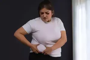 Gained Weight Suddenly: ఒక్కసారిగా బరువు పెరిగారా? అది కొవ్వు కాకపోవచ్చు.. వాటర్ వెయిట్ తగ్గించుకోవడానికి 5 సులభమైన మార్గాలు.. Gained Weight Suddenly: ఒక్కసారిగా బరువు పెరిగారా? అది కొవ్వు కాకపోవచ్చు.. వాటర్ వెయిట్ తగ్గించుకోవడానికి 5 సులభమైన మార్గాలు..