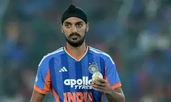 Arshdeep Singh: చరిత్ర సృష్టించేందుకు అర్ష్‌దీప్ సింగ్‌కు 5 వికెట్లు చాలు.. తొలి భారత బౌలర్‌గా రికార్డు ఖాయమా?