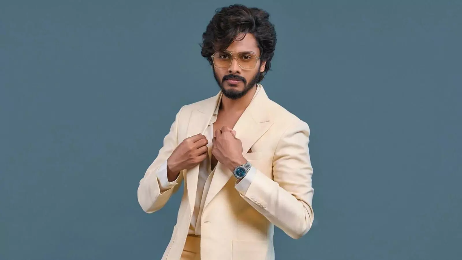 ‘Hanuman’ Star Teja Sajja: పెళ్లి పీటలెక్కబోతున్న హనుమాన్ హీరో తేజ సజ్జా.. ఉదయ్పూర్లో డెస్టినేషన్ వెడ్డింగ్.. పెళ్లికూతురు నేపథ్యం ఇదే.. ‘Hanuman’ Star Teja Sajja: పెళ్లి పీటలెక్కబోతున్న హనుమాన్ హీరో తేజ సజ్జా.. ఉదయ్పూర్లో డెస్టినేషన్ వెడ్డింగ్.. పెళ్లికూతురు నేపథ్యం ఇదే..