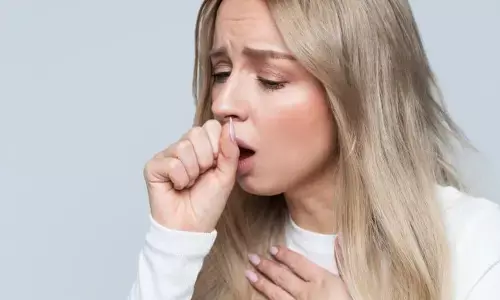 Cough Lasting More Than Three Weeks: మూడు వారాలకు మించి దగ్గు వేధిస్తుందా? ఈ లక్షణాలను అస్సలు విస్మరించొద్దు