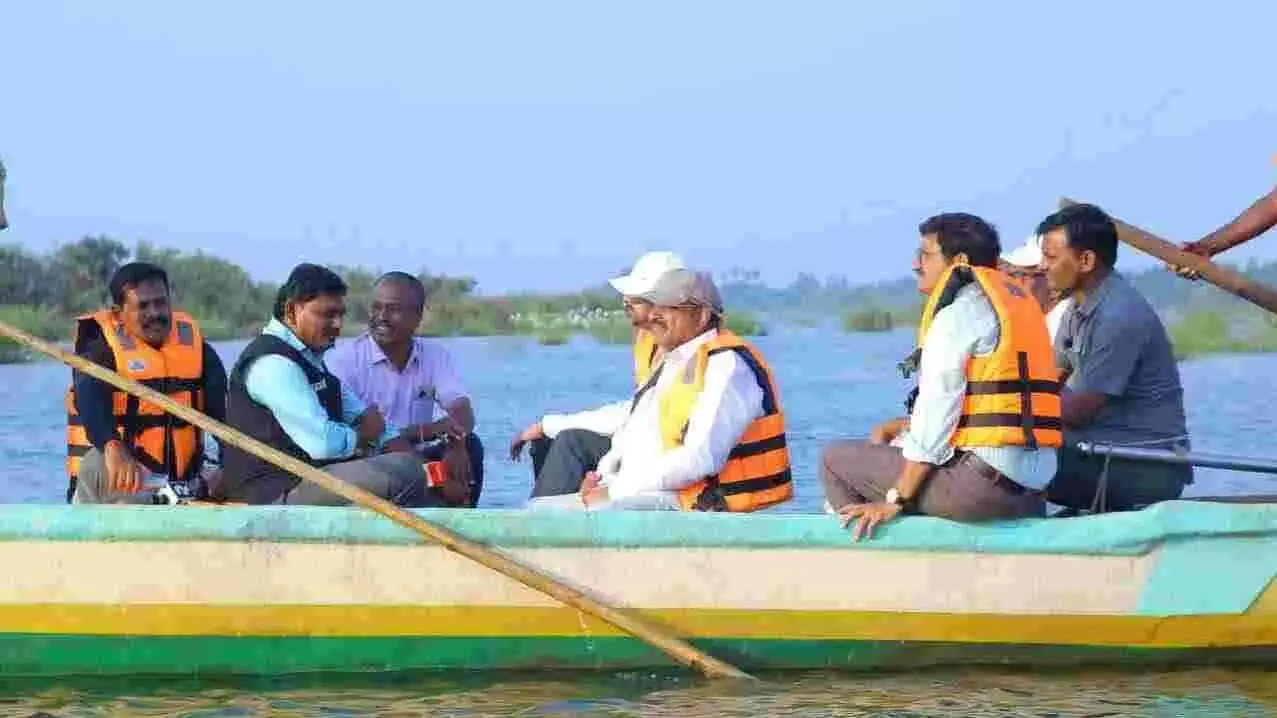 Minister Tummala: గోదావరి జలాలు సమర్థంగా వినియోగించాలి: మంత్రి తుమ్మల సూచన Minister Tummala: గోదావరి జలాలు సమర్థంగా వినియోగించాలి: మంత్రి తుమ్మల సూచన