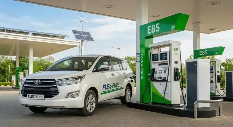 Flex Fuel Vehicles: వాహనదారులకు బిగ్ అలర్ట్..ఫ్లెక్సీ ఫ్యూయెల్ కార్లపై కేంద్ర ప్రభుత్వ సంచలన నిర్ణయం Flex Fuel Vehicles: వాహనదారులకు బిగ్ అలర్ట్..ఫ్లెక్సీ ఫ్యూయెల్ కార్లపై కేంద్ర ప్రభుత్వ సంచలన నిర్ణయం