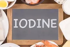 Iodine Deficiency: శరీరంలో అయోడిన్ తగ్గితే జరిగే ముప్పు ఇదే.. Iodine Deficiency: శరీరంలో అయోడిన్ తగ్గితే జరిగే ముప్పు ఇదే..