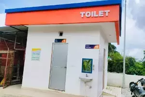 Petrol Pump Toilets: పెట్రోల్ బంక్ టాయిలెట్ల రూపురేఖలు మార్చేసిన ప్రభుత్వ కంపెనీలు