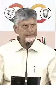 CM Chandrababu: ట్రిపుల్‌ ఇంజిన్‌తో అభివృద్ధికి వేగం.. జగన్‌ జనజీవన స్రవంతిలోకి రావాలి: సీఎం చంద్రబాబు