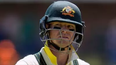 Steve Smith: మూడో టెస్టుకు స్టీవ్ స్మిత్ దూరం.. కారణం ఇదే Steve Smith: మూడో టెస్టుకు స్టీవ్ స్మిత్ దూరం.. కారణం ఇదే