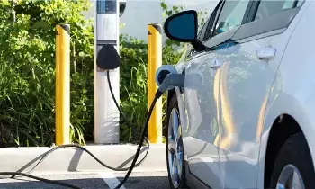 EV Battery Care: ఈవీ ఓనర్లు ఈ తప్పులు చేశారంటే జేబు గుల్లవడం ఖాయం