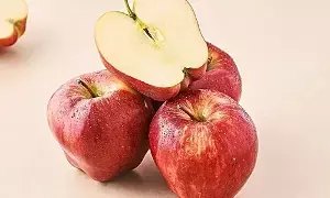 Health Benefits of Eating an Apple Every Day: రోజూ ఒక ఆపిల్ తింటే కలిగే ఇన్ని ఆరోగ్య ప్రయోజనాలా? Health Benefits of Eating an Apple Every Day: రోజూ ఒక ఆపిల్ తింటే కలిగే ఇన్ని ఆరోగ్య ప్రయోజనాలా?