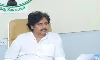 Pawan Kalyan: అర్నబ్‌ తుపాను బాధితులకు అండగా నిలవండి.. జనసైనికులకు పవన్‌ కల్యాణ్‌ పిలుపు