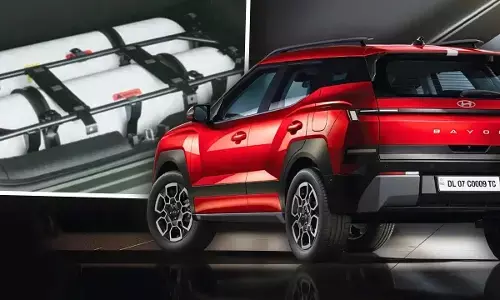 Hyundai Bayon: తక్కువ ఖర్చు.. అదిరిపోయే మైలేజ్.. హ్యుందాయ్ నుంచి ఫస్ట్ మిడ్సైజ్ CNG SUV ఎంట్రీ Hyundai Bayon: తక్కువ ఖర్చు.. అదిరిపోయే మైలేజ్.. హ్యుందాయ్ నుంచి ఫస్ట్ మిడ్సైజ్ CNG SUV ఎంట్రీ
