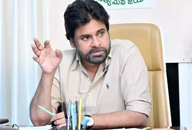 Deputy CM Pawan Kalyan: ఆర్నబ్ తుఫాను బాధిత గ్రామాల్లో పునరుద్ధరణ వేగవంతం చేయాలి: ఉపముఖ్యమంత్రి పవన్ కళ్యాణ్ Deputy CM Pawan Kalyan: ఆర్నబ్ తుఫాను బాధిత గ్రామాల్లో పునరుద్ధరణ వేగవంతం చేయాలి: ఉపముఖ్యమంత్రి పవన్ కళ్యాణ్
