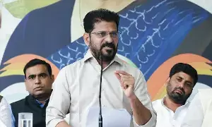 Revanth Reddy: రేవంత్రెడ్డి: గత సీఎంల కంటే మెరుగ్గా పని చేస్తున్నా.. కొత్త పథకాలతో అదనపు ఘనత నాదే Revanth Reddy: రేవంత్రెడ్డి: గత సీఎంల కంటే మెరుగ్గా పని చేస్తున్నా.. కొత్త పథకాలతో అదనపు ఘనత నాదే